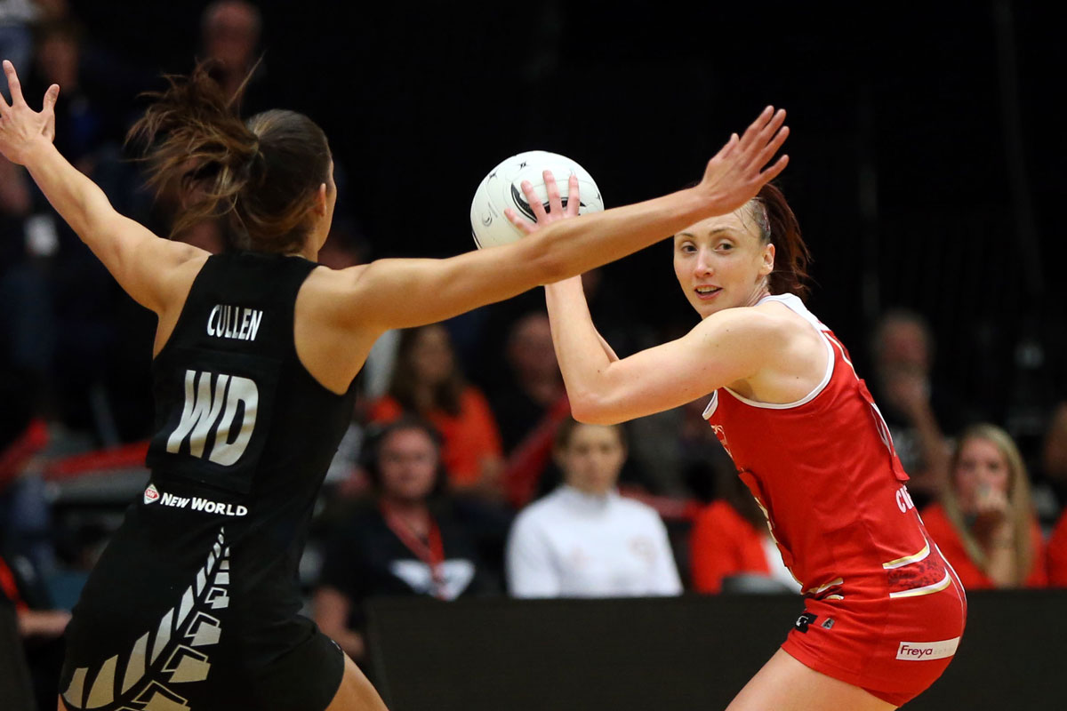 England edge Silver Ferns in first test